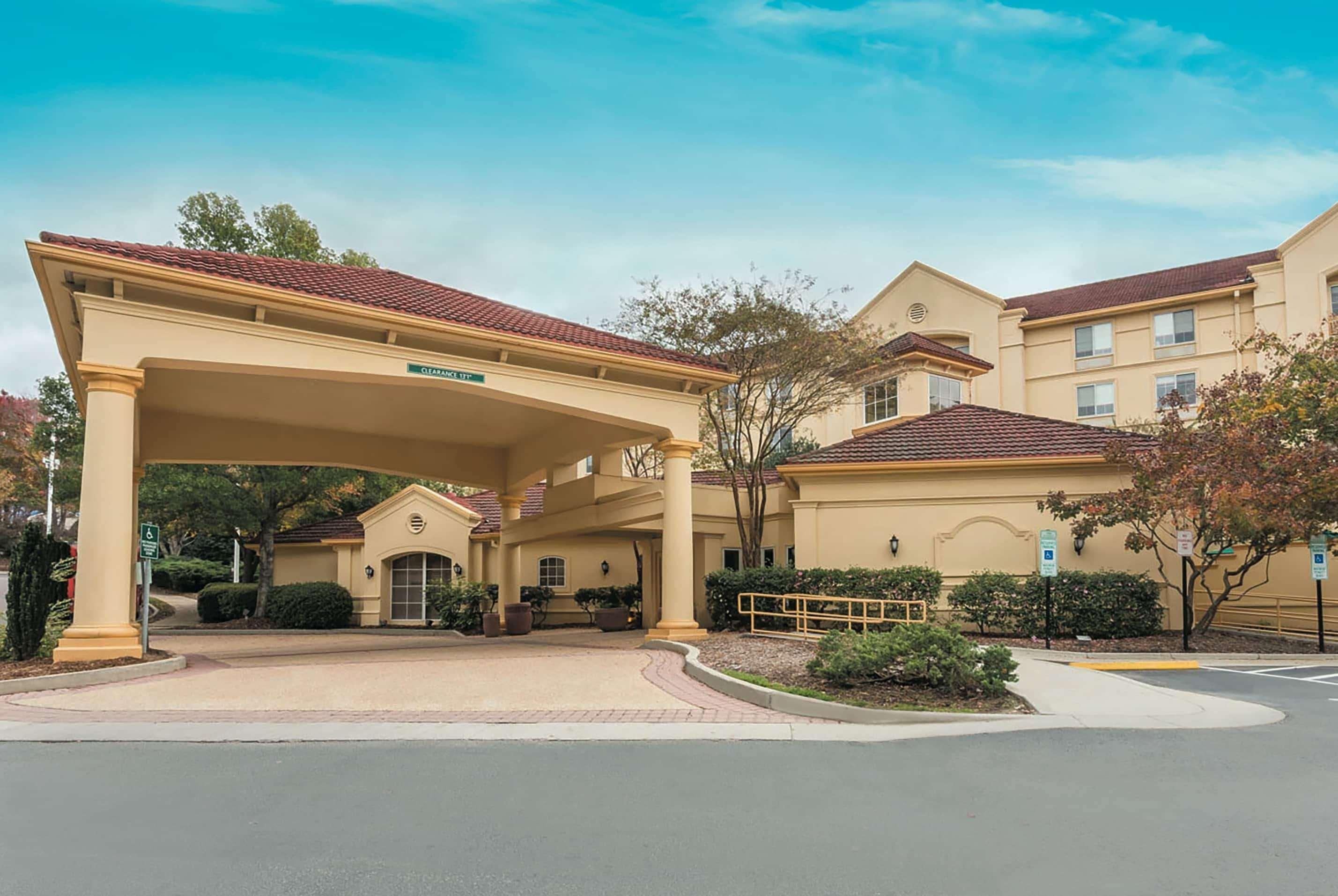 La Quinta By Wyndham Raleigh/Durham Southpoint Hotel Exterior photo